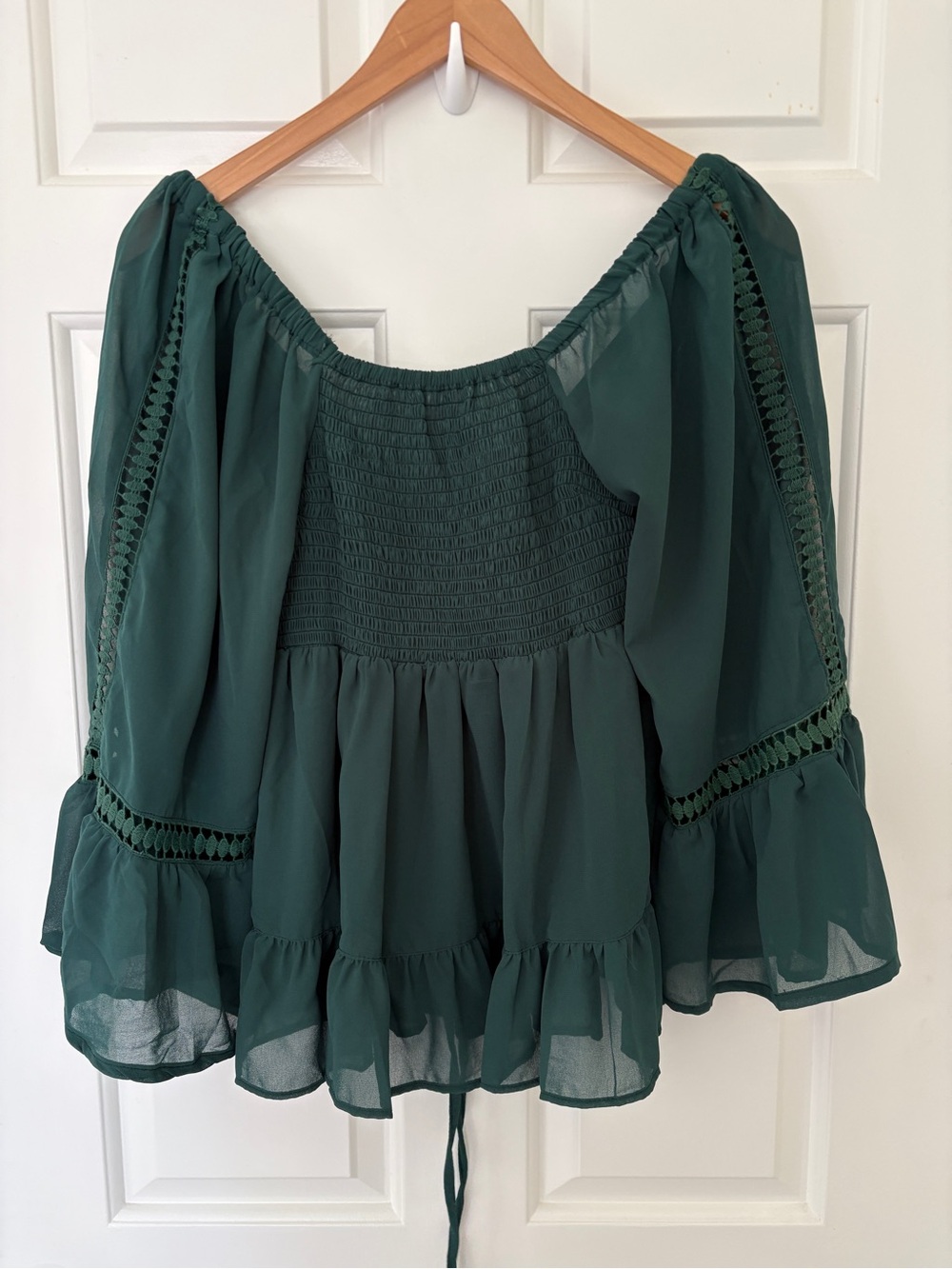 NWT Angie Medium Off-Shoulder Peasant Blouse in Forest Green